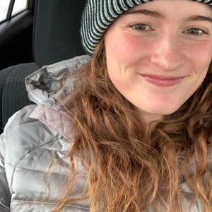Meet your Posher, Abbie